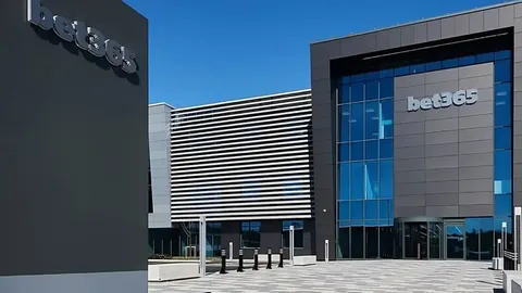 女子大跳台自由式滑雪世界锦标赛决赛精彩片段