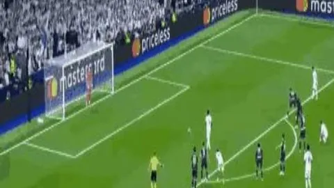 CBA最佳教练评选标准：常规赛六强之列，无违规赛风赛纪，参赛场次不少于30场